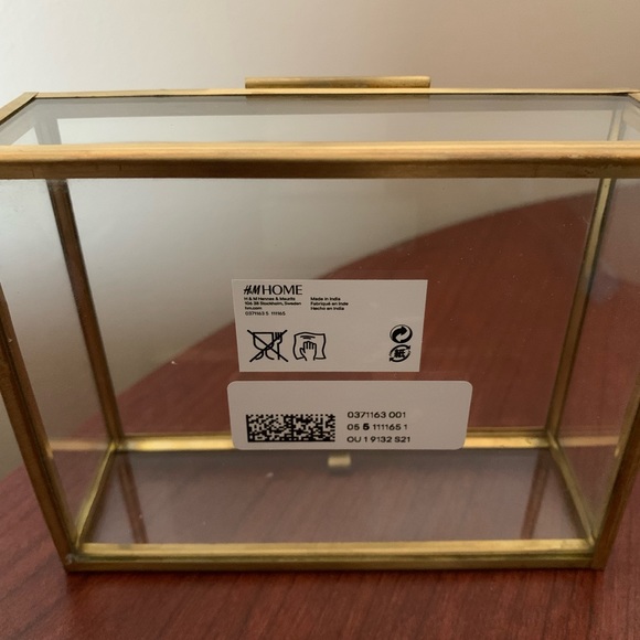H&M Gold Glass Jewelry Box - Picture 3 of 5